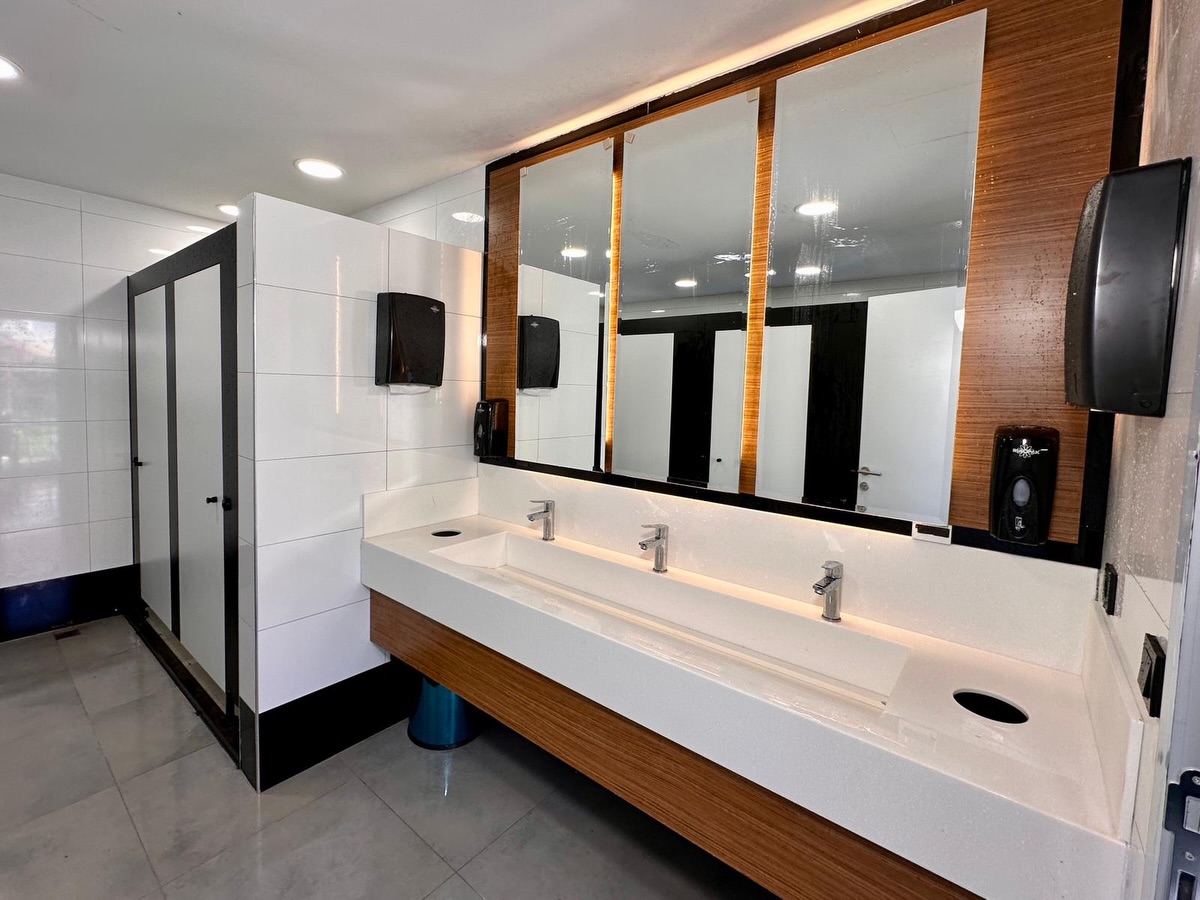 Üçağız Mahallemiz ve Kaleköy’ümüzde Umumi Tuvaletler Yenilendi